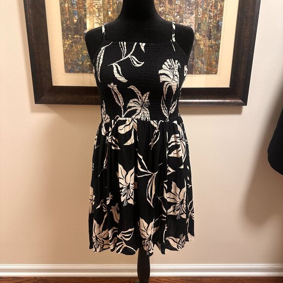 Tropical Black Beach Dress – Size L - Picture 1 of 3
